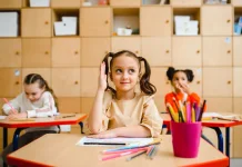 'Critical Thinking' Bukan Bakat, Ini Cara Menumbuhkannya pada Anak
