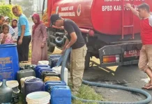 BNPB Salurkan 148 Ribu Liter Air Bersih untuk Warga Bandung Barat
