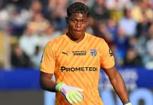 Zion Suzuki Segera ke PSG? Kiper Jepang Dibanderol Rp720 Miliar