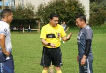 Sebelum Ada Peluit, Begini Cara Wasit Menghentikan Pertandingan Sepak Bola
