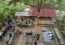 Budaya Lokal Banyumas Diperkuat Melalui Lantunan Babad Pasir Luhur