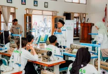 BAZNAS dan Ruang Amal Indonesia Bekali 50 Dhuafa di Kendal Keterampilan Siap Kerja