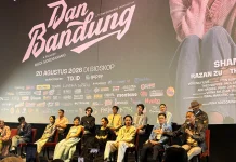 Rudi Soedjarwo Ceritakan Alasan Minim Dialog Bahasa Sunda di Film 'Dan Bandung'