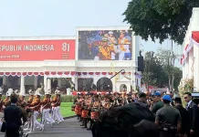 Detik-Detik, Rombongan Kirab Kereta Kencana Bawa Bendera Merah Putih Tiba di Istana