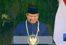 Presiden Prabowo Ajak Masyarakat Doakan Korban Bencana pada Upacara HUT Ke-81 RI
