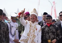Menteri Trenggono Upacara HUT RI Bersama Nelayan di Konawe