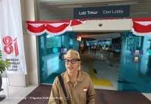 Komunitas Apresiasi Layanan KRL Modern saat Hari Kemerdekaan