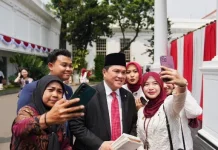 Menpora Maknai HUT ke-81 RI: Keberanian Mengibarkan Sang Saka di Panggung Dunia