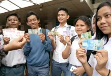Pasar Bersikap "Wait and See", Rupiah Menguat Sepanjang Siang Ini