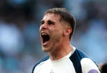 Gantikan Romero, Micky Van de Ven Pimpin Tottenham