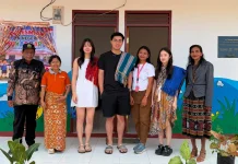 Timothy Ronald Bangun Sekolah Kelima di Sumba Timur