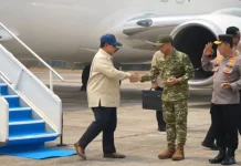 Tiba di Pekanbaru, Presiden Prabowo Disambut Kabut Asap Karhutla