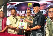 Bukan Logistik Biasa, Sumbar Kirim 2,12 Ton Rendang untuk Korban Gempa NTT