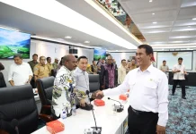 Mentan Amran Siapkan Alsintan untuk Petani di 25 Distrik Puncak Papua
