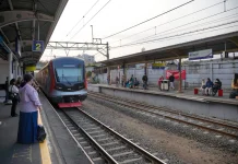 Layanan Penumpang Stasiun Karet Dialihkan ke Stasiun BNI City