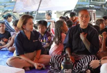 GROW with RupiahCepat Salurkan Bantuan Warga Terdampak Kebakaran Sade