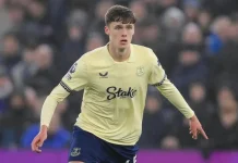 Suporter Protes, Everton Batalkan Transfer Armstrong ke Forest
