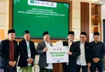BAZNAS RI Salurkan Ratusan Al-Qur’an bagi LTM NU Jatim Badan Amil Zakat Nasional