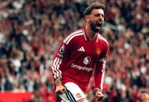 Fernandes Hat-trick, Manchester United Bantai Ipswich 5-2