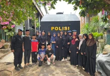HUT Polwan ke-78, Satbrimob Polda Jambi Salurkan Air Bersih ke Panti Asuhan Al-Amin