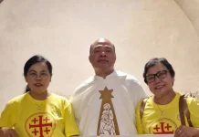 Tiba di Yerusalem, Rostimaline Munthe Tak Bisa Bendung Air Mata