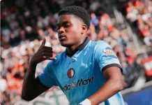 Jerayno Schaken Cetak Sejarah Bersama Feyenoord