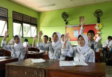 Imbas Abu Vulkanik, Sekolah di Jakarta Terapkan PJJ Mulai Senin