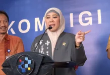 Menkomdigi Imbau Warga Tenang dan Waspada Erupsi Anak Krakatau