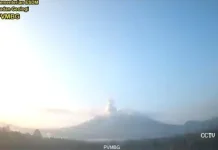 Gunung Ibu Erupsi Minggu Malam, Warga Diminta Jauhi Kawah