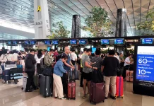 Penerbangan Kembali Dibuka, Penumpang Padati Terminal 3 Soekarno-Hatta