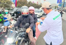Respons Paparan Abu Vulkanik, BAZNAS Bagikan Masker kepada Warga