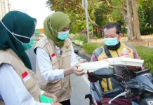 BAZNAS Bagikan 250 Makanan Siap Saji bagi Pekerja Rentan Terdampak Abu Vulkanik