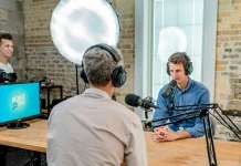 Radio dan Podcast, Begini Perbedaan Keduanya