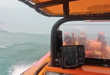 11 Kapal-300 Personel Dikerahlan Cari Jurnalis yang Hilang di Anak Krakatau