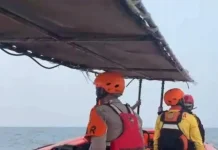 Kemkomdigi Lacak Sinyal HP Rombongan Jurnalis yang Hilang di Selat Sunda