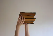 Tips Meningkatkan Minat Literasi pada Anak sejak Usia Dini