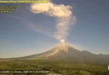 Suara Gemuruh Kuat, Gunung Semeru Selasa Pagi Erupsi Empat Kali