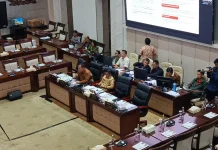 DPR Minta OJK Perjelas Definisi Komoditas Strategis