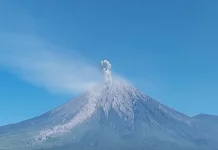 Gunung Semeru Erupsi Lagi, Dentuman Letusan Berlangsung 128 Detik