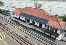 KAI Operasikan 113 Unit PLTS 4,43 MWp di 92 Lokasi