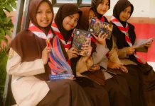 Sekolah Cendekia BAZNAS Raih Penghargaan Sekolah Berdedikasi Literasi Nasional