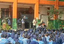 Satpol PP Bekasi Edukasi Pelajar Cegah Kenakalan Remaja