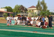 Ratusan Jamaah Gelar Salat Istisqa 'Tangerang Mengetuk Pintu Langit'
