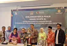 Komisi VII DPR Dorong Penerbitan AMDAL Industri Dikembalikan ke Daerah