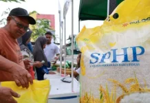 Bulog Salurkan Ribuan Ton Beras SPHP Setiap Hari ke Seluruh Indonesia