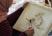 Perajin Batik Pekalongan Ajak Generasi Muda Belajar Membatik