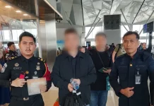 Diduga Mencuri dalam Pesawat, WNA Tiongkok Ditolak Masuk Tanah Air