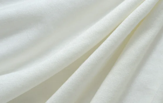 Tak Hanya Model, Ini Tips Pilih Bahan Busana Nyaman untuk Lebaran