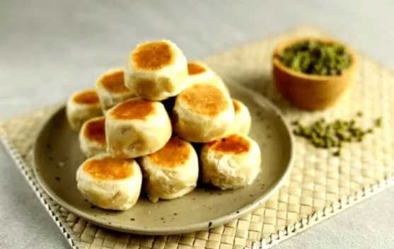 Tujuh Rekomendasi Makanan yang Harus Dibawa Pulang untuk Oleh-Oleh Lebaran