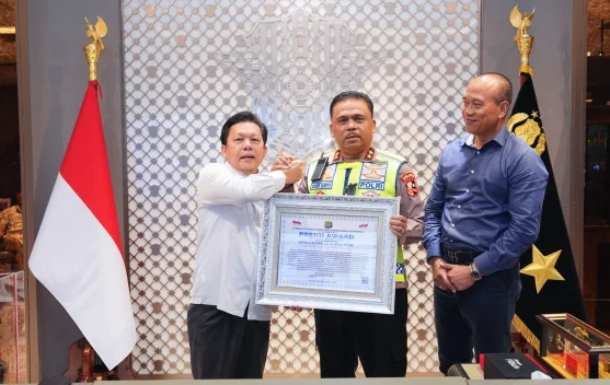 Pelaksanaan Mudik Sukses, Kakorlantas Raih Penghargaan Presisi Award
